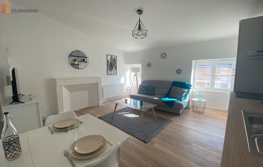 Studio meublé 20m² Poitiers - Lumineux, refait à neuf - Photo 4