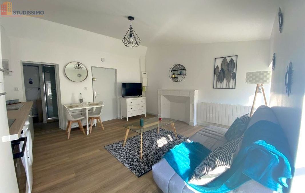 Studio meublé 20m² Poitiers - Lumineux, refait à neuf - Photo 1