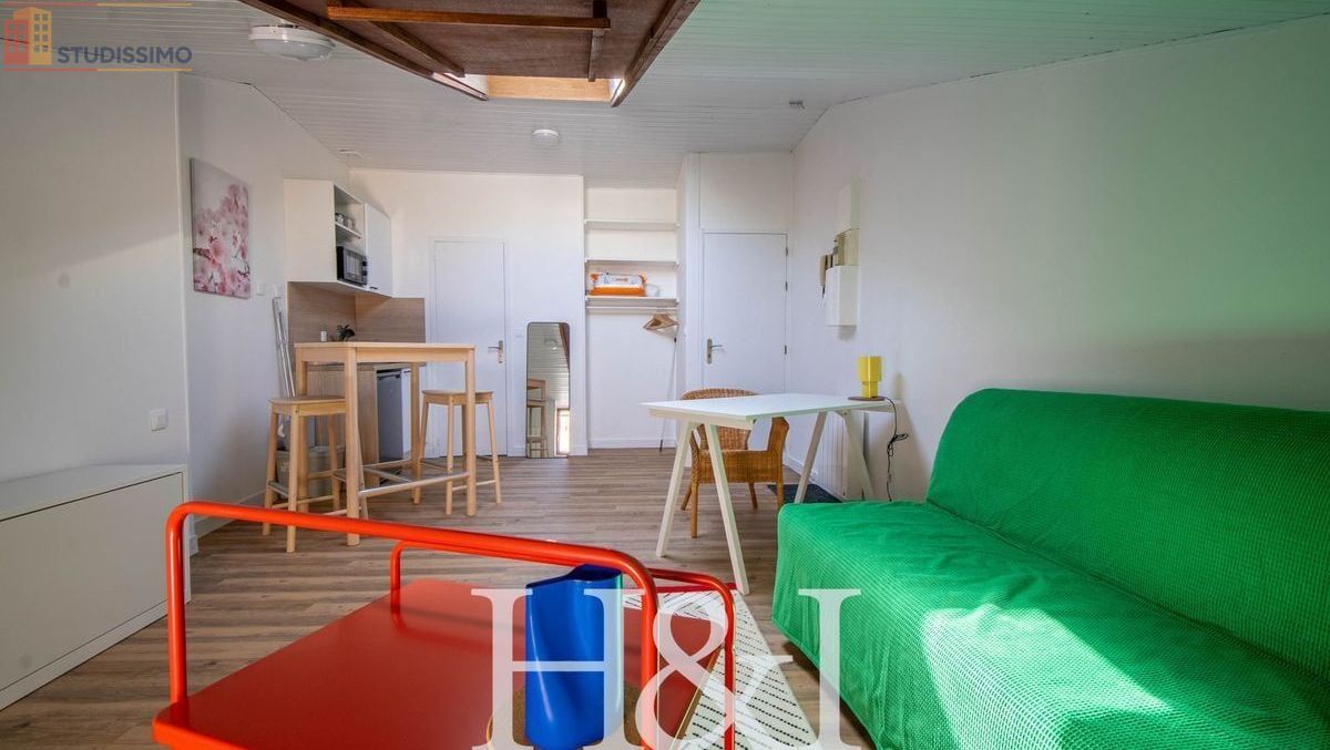 Studio meublé 18m² Poitiers - Fonctionnel, proche commodités - Photo 2