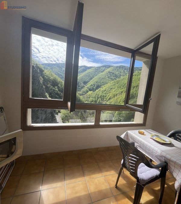 Studio 24m² Prats-de-Mollo-la-Preste - Étage 2/3, DPE C - Photo 9