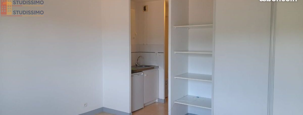 Studio 25m² Poitiers 86000 - Photo 1