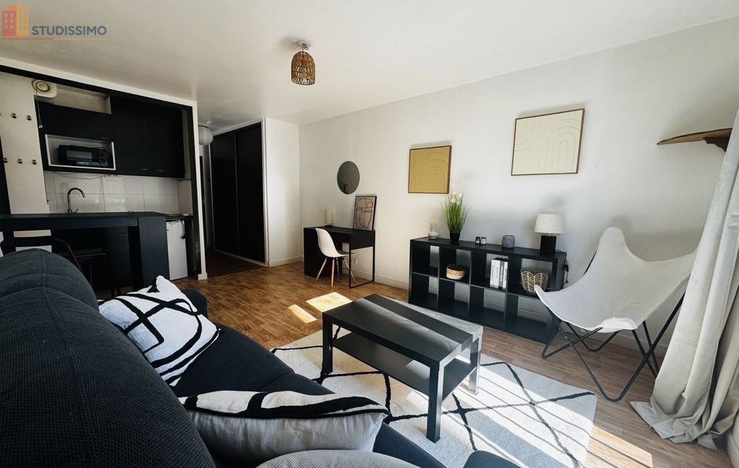 Studio meublé 27m² Poitiers - Meublé, DPE D - Photo 9