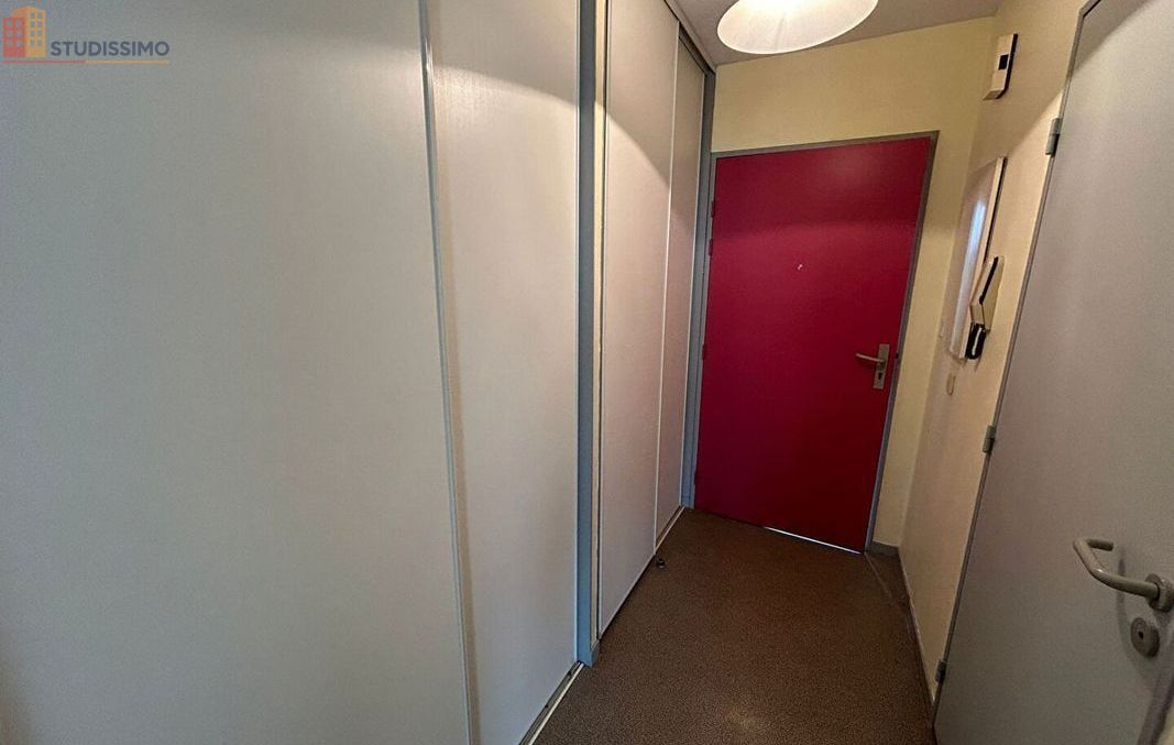 Studio meublé 22m² Saint-Benoît 86280 - Meublé, 2e étage - Photo 2