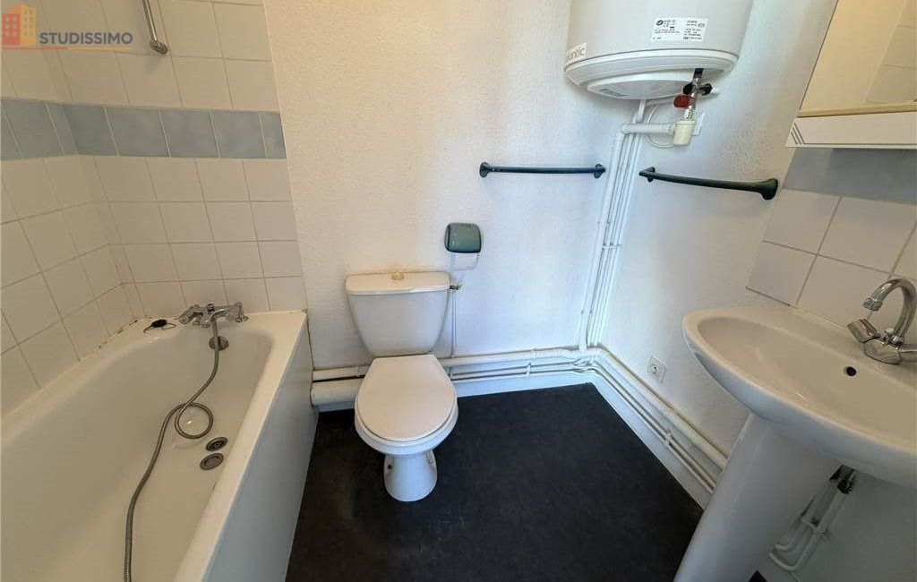 Studio 19m² Poitiers - Cpe C - Photo 4
