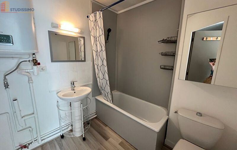 Studio 19m² Poitiers 86000 - DPE D, 1er étage - Photo 4