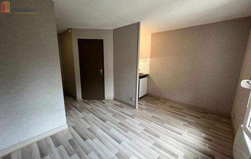 Studio 19m² Poitiers 86000 - DPE D, 1er étage - Photo 3