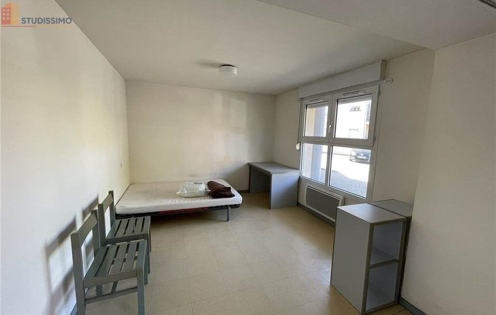 Studio meublé 31m² Poitiers 86000 - Meublé, DPE D - Photo 3