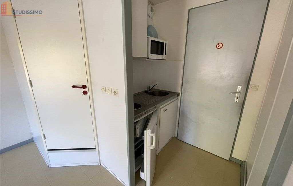 Studio meublé 31m² Poitiers 86000 - Meublé, DPE D - Photo 2