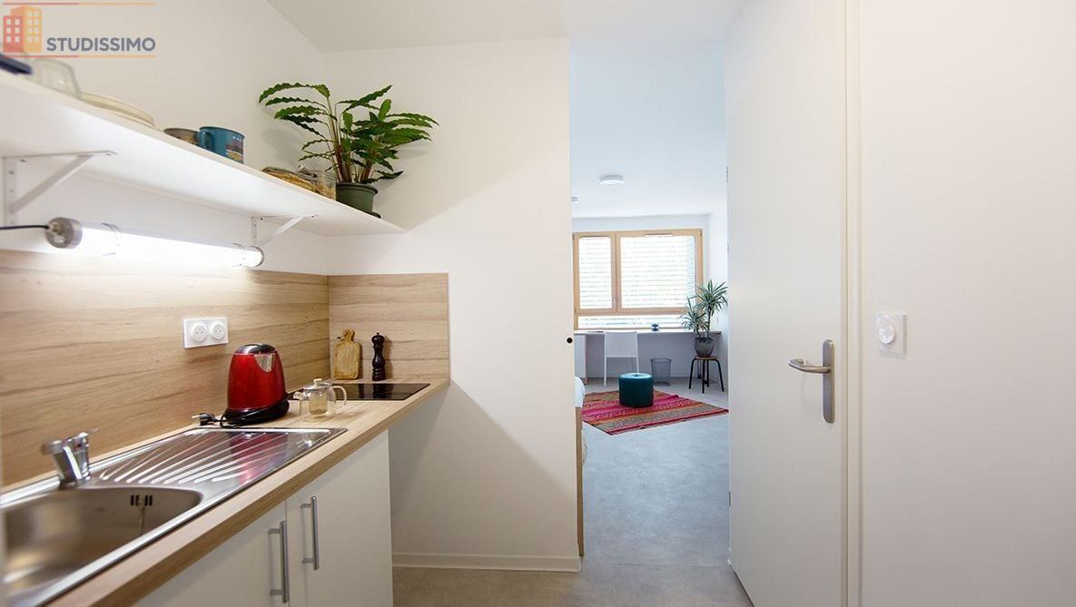 Studio meublé 22m² Poitiers - Toutes charges comprises, internet - Photo 2