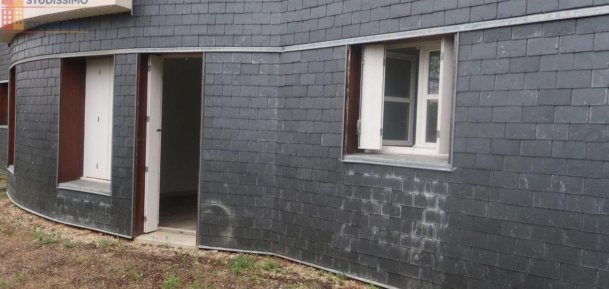 Studio 34m² Scorbé-Clairvaux - 1 pièce, lumineux - Photo 17