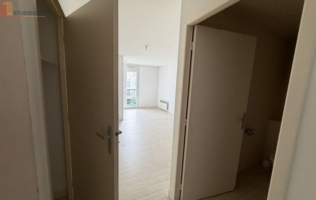 Studio 29m² Poitiers - Étage élevé, DPE D - Photo 1