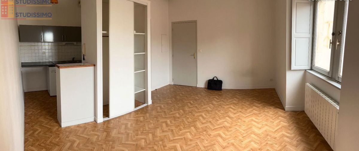 Studio 23m² Poitiers centre - Lumineux, 1er étage - Photo 14