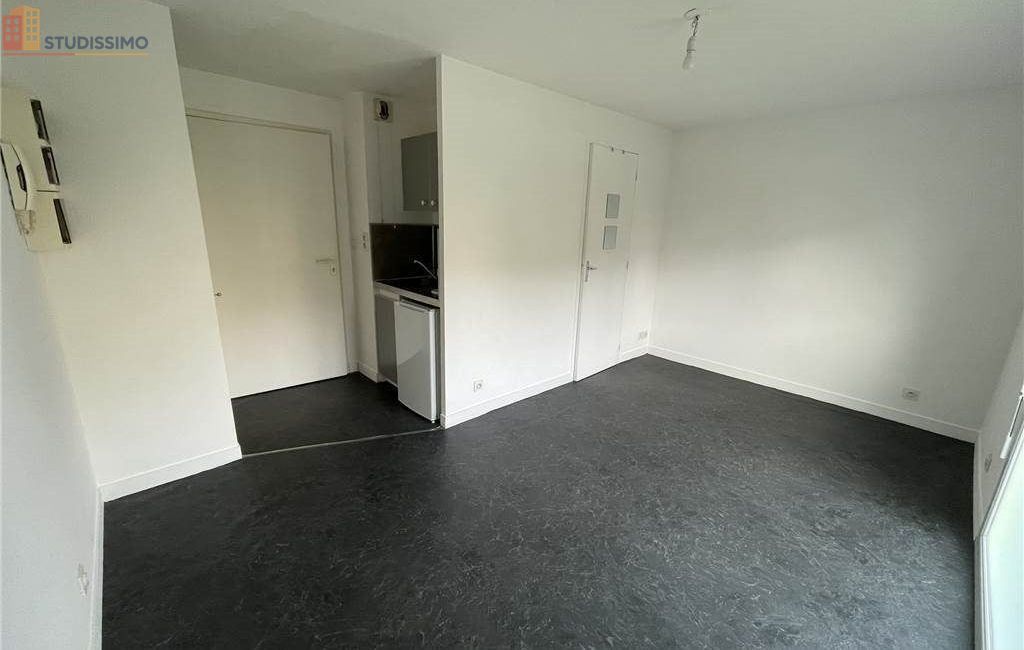 Studio 17m² Poitiers - CPE C - Photo 2