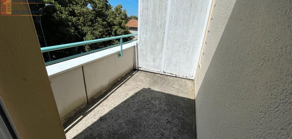 Studio meublé 31m² Poitiers - Lumineux, 3e étage - Photo 1