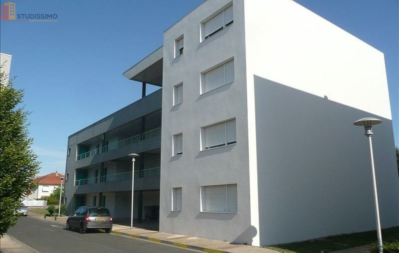 Studio meublé 33m² Poitiers - Meublé, 1 pièce - Photo 4