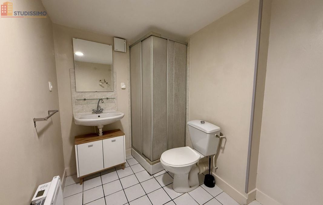 Studio 15m² Poitiers 86000 - Photo 1
