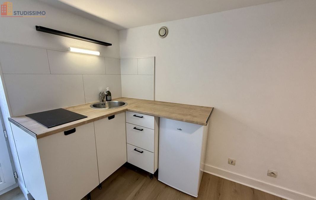 Studio 15m² Poitiers 86000 - Photo 2