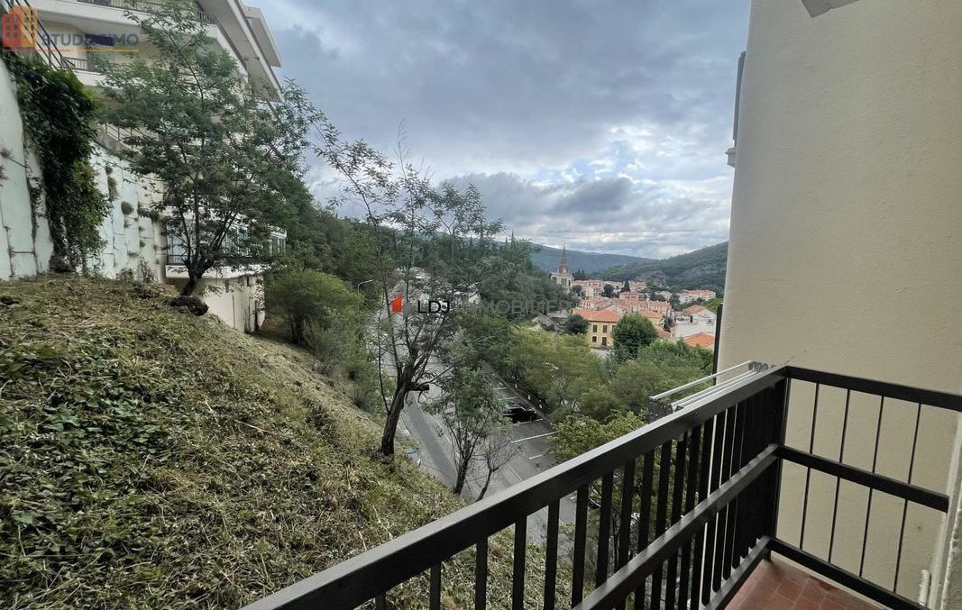 Studio 27m² Amélie-les-Bains-Palalda - DPE D, 1er étage - Photo 3