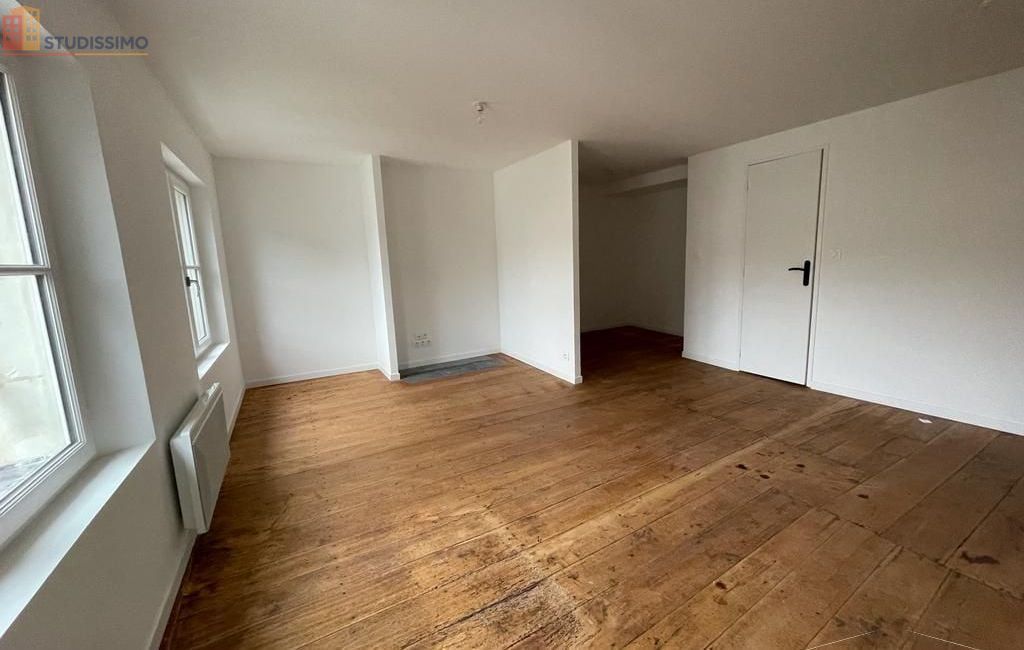 Studio 38m² Châtellerault - DPE C - Photo 1