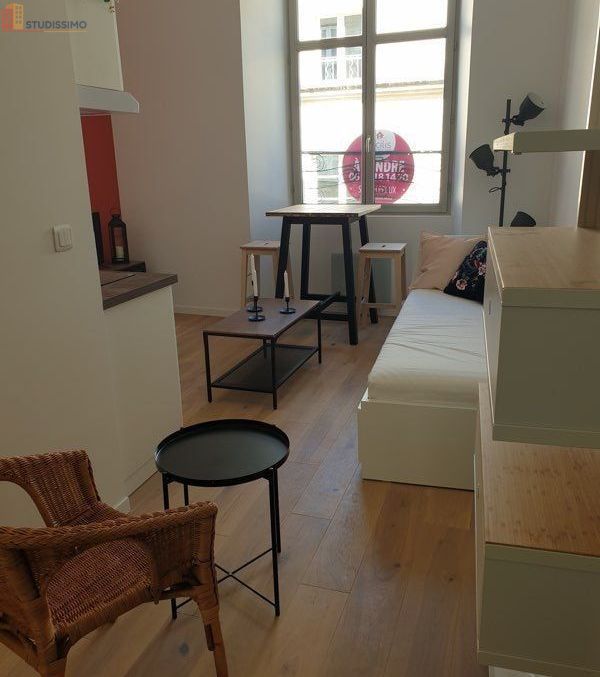 Studio meublé 23m² Poitiers centre - Meublé, 2e étage - Photo 2