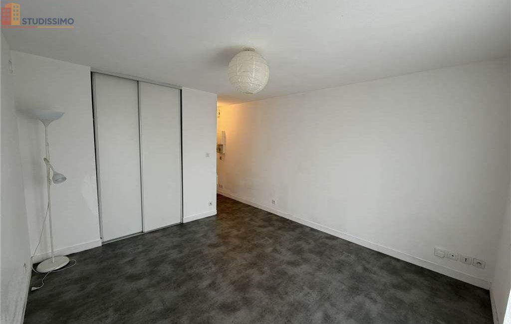 Studio 20m² Poitiers 86000 - Photo 7