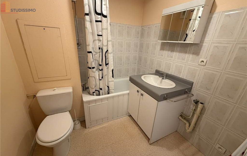 Studio 20m² Poitiers 86000 - Photo 2
