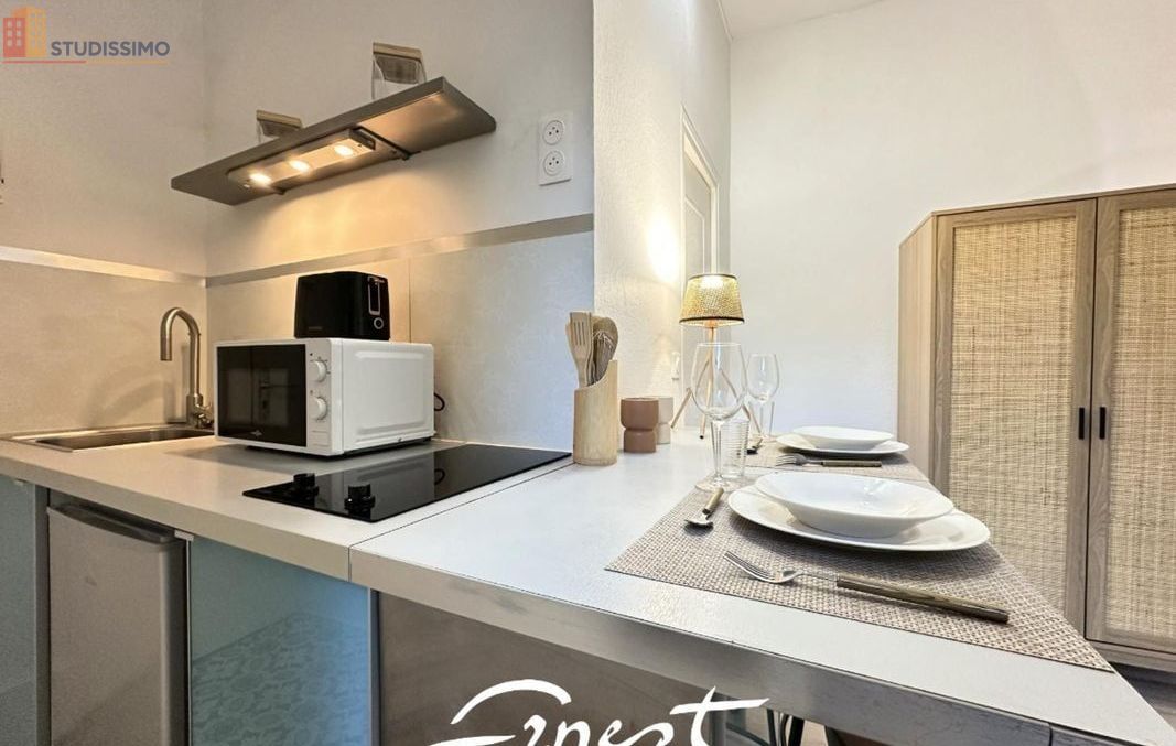 Studio meublé 17m² Poitiers - Meublé, 1er étage - Photo 1