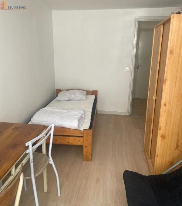 Studio meublé 19m² Poitiers - Lumineux, 1er étage - Photo 8