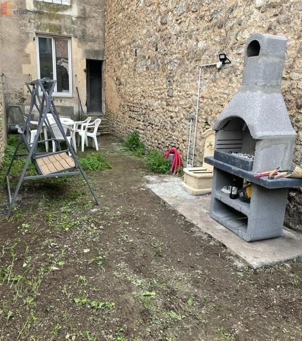 Studio meublé 19m² Poitiers - Lumineux, 1er étage - Photo 2
