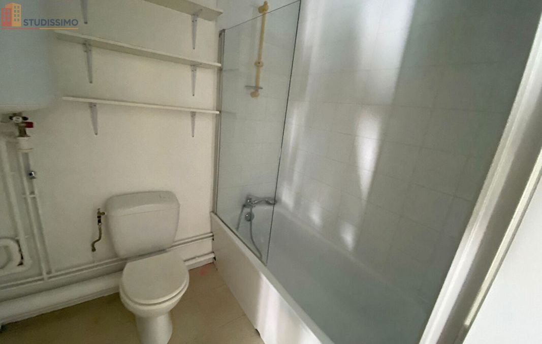 Studio 30m² Poitiers 86000 - Photo 1