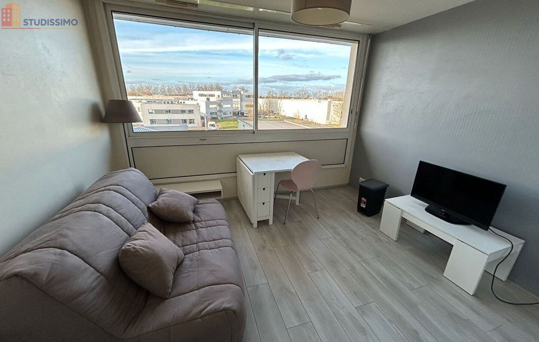 Studio meublé 20m² Saint-Benoît 86280 - Meublé, 3e étage - Photo 7