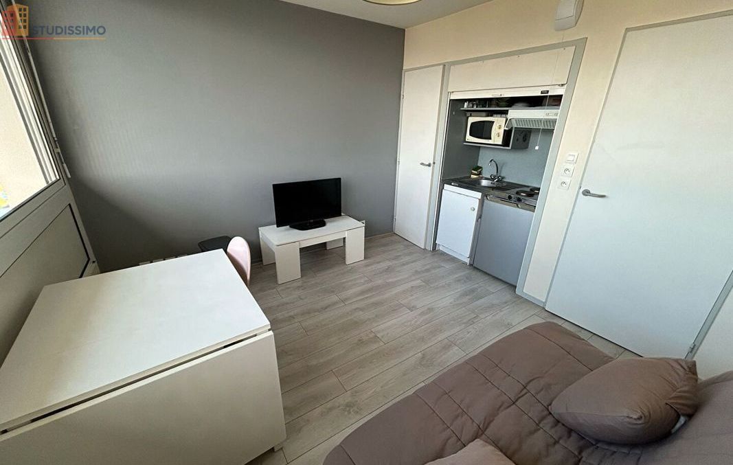 Studio meublé 20m² Saint-Benoît 86280 - Meublé, 3e étage - Photo 5