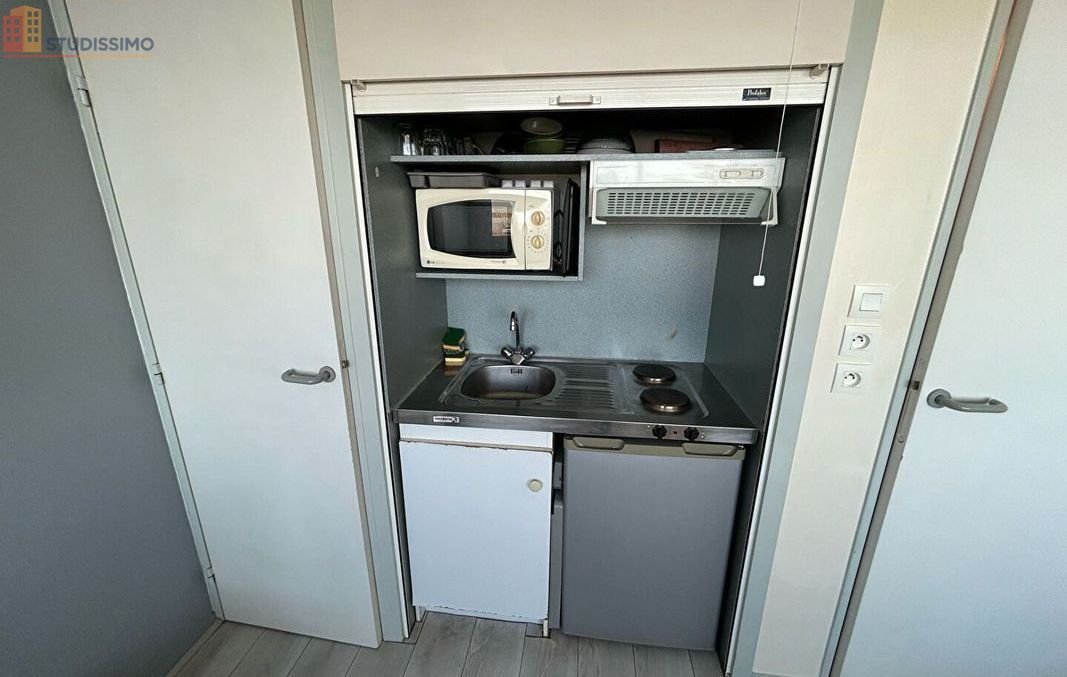 Studio meublé 20m² Saint-Benoît 86280 - Meublé, 3e étage - Photo 4