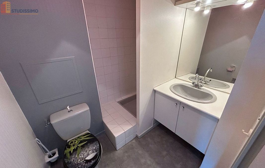 Studio meublé 20m² Saint-Benoît 86280 - Meublé, 3e étage - Photo 2