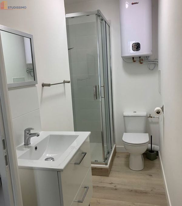 Studio meublé 18m² Poitiers centre - Charges incluses - Photo 1