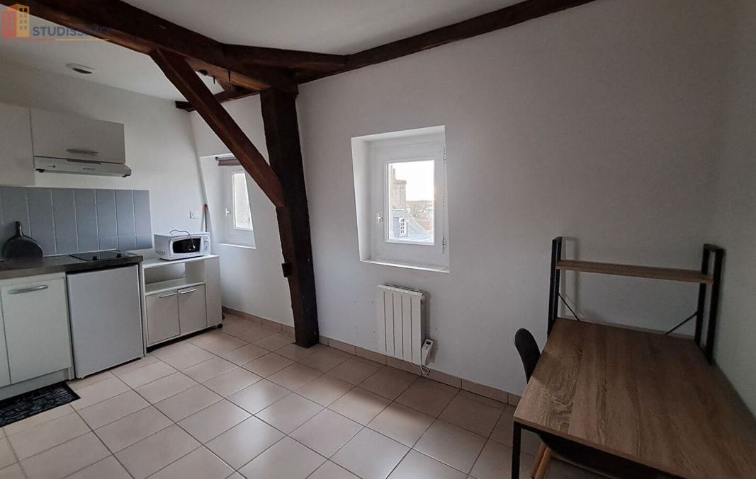 Studio 28m² Loudun - Étage élevé, lumineux - Photo 7