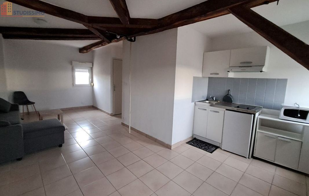 Studio 28m² Loudun - Étage élevé, lumineux - Photo 1