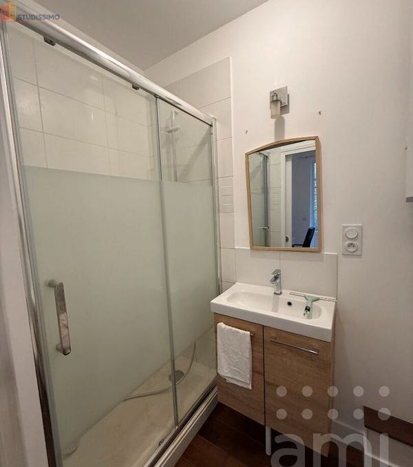 Studio 14m² Poitiers - - Photo 2