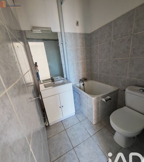 Studio 18m² Perpignan centre - Dernier étage, lumineux - Photo 2