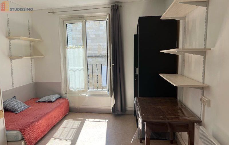 Studio meublé 14m² Poitiers centre - Idéal étudiant, rue piétonne - Photo 3