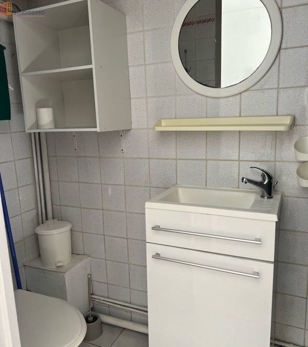Studio meublé 14m² Poitiers centre - Idéal étudiant, rue piétonne - Photo 1
