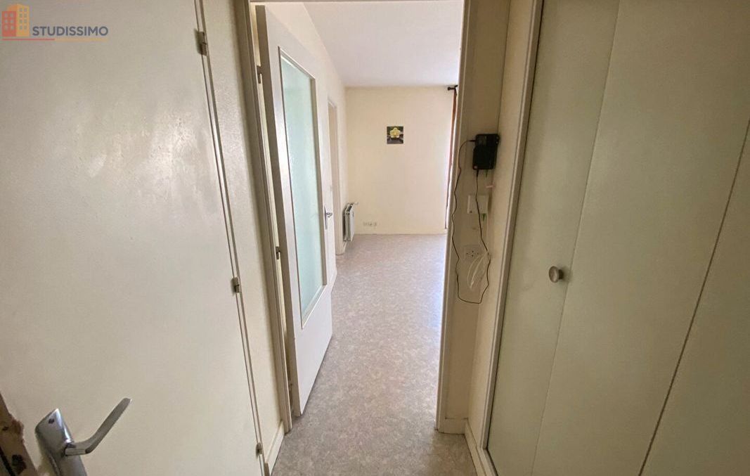 Studio 33m² Poitiers - Lumineux, 1er étage - Photo 2