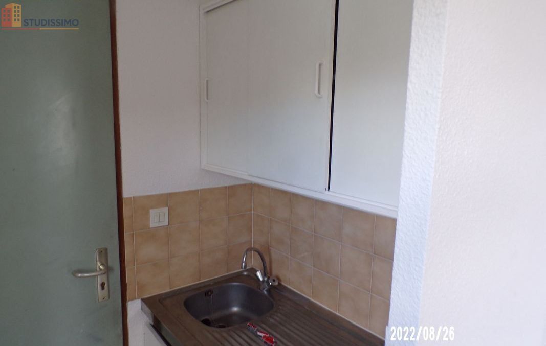 Studio 20m² Poitiers - DPE D, au 1er étage - Photo 4