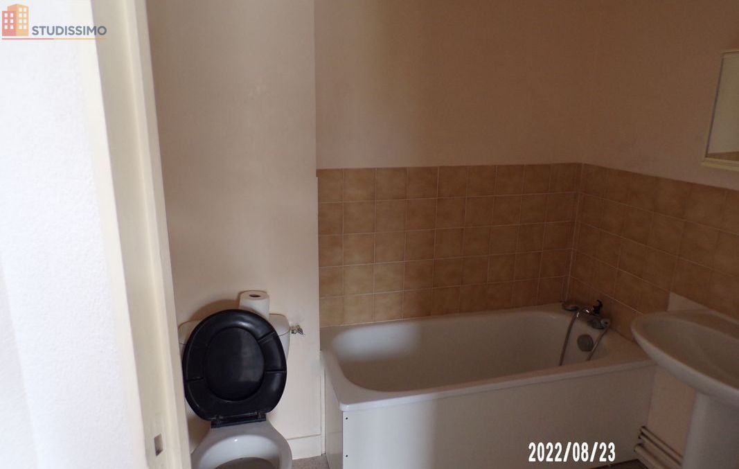 Studio 20m² Poitiers - DPE D, au 1er étage - Photo 2