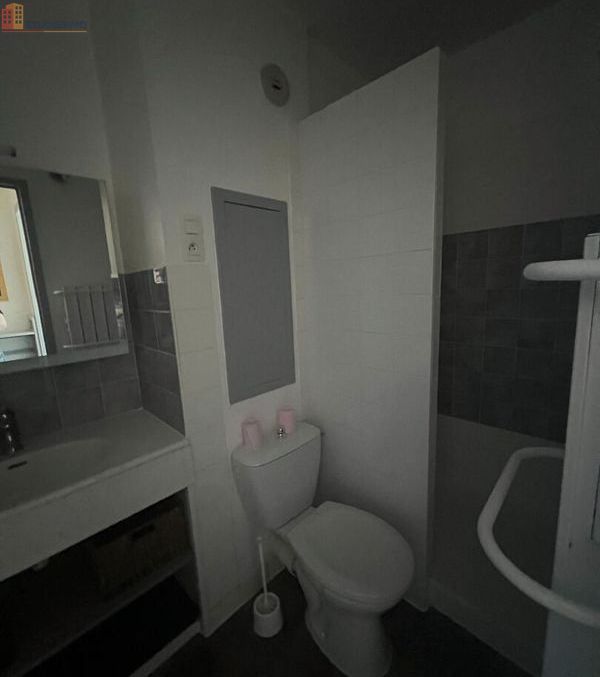 Studio meublé 25m² Poitiers 86000 - Meublé, DPE D - Photo 10