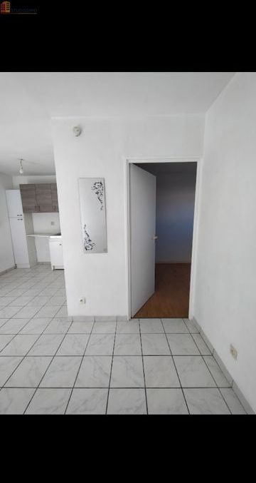 Studio 35m² Buxerolles - Sans caractéristique mentionnée - Photo 2