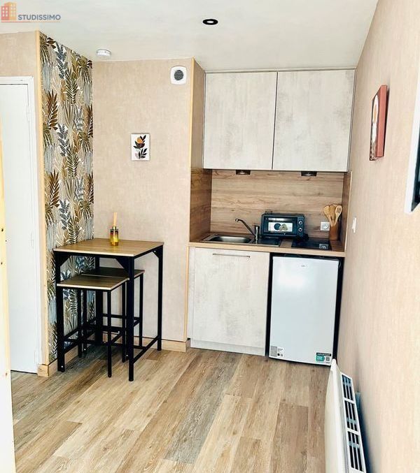 Studio meublé 17m² Poitiers - Refait à neuf, parking incl. - Photo 4