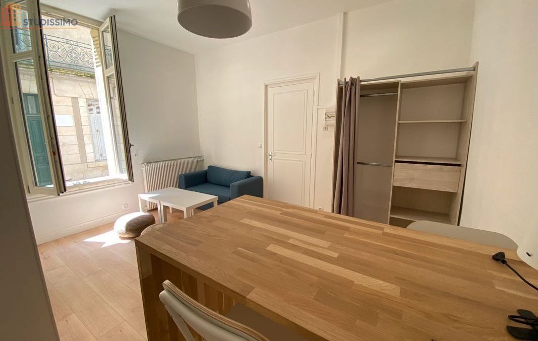 Studio meublé 18m² Poitiers centre - Meublé, centre-ville - Photo 2