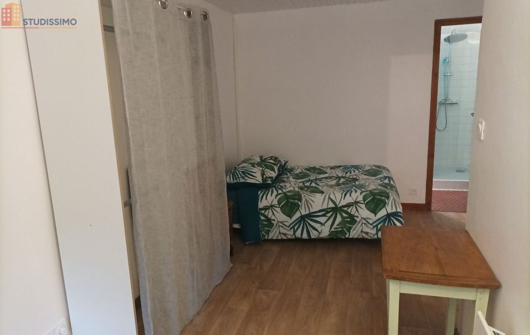 Studio meublé 30m² Valdivienne 86300 - Duplex, meublé - Photo 1