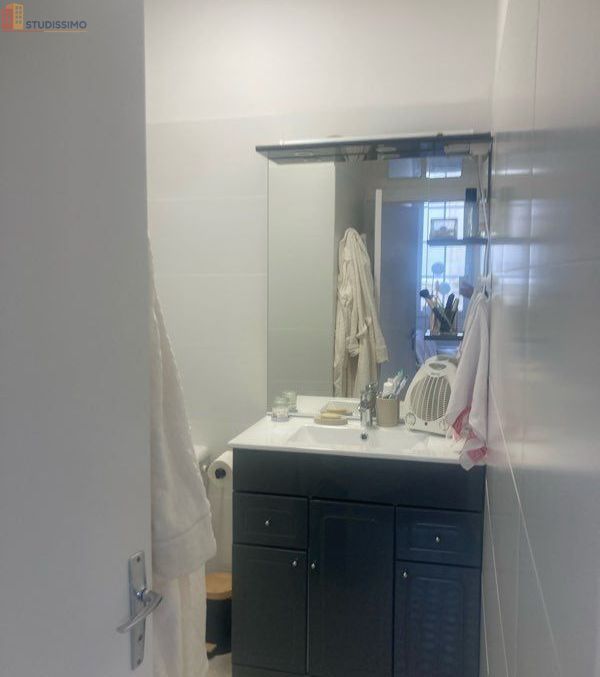 Studio 38m² Châtellerault centre - Lumineux - Photo 2